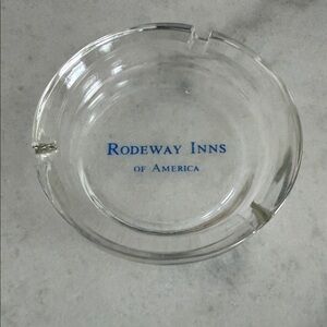 Rodeway Inns of America glass ash tray